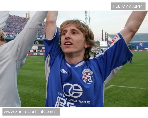 莫德里奇:从克罗地亚小镇到世界足球巅峰的传奇之路 莫德里奇:从克罗地亚小镇到世界足球巅峰的传奇之路